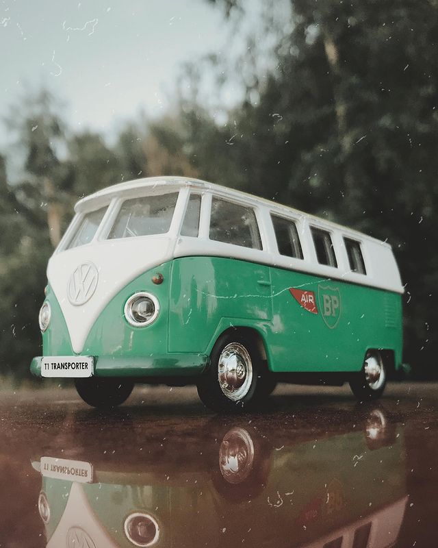 toys_pin в LOOKY. #vw,#hippie,#hipster,#bp,#vwbus,#60s,#70s,#california,#californiadreaming. “I'd be safe and war...