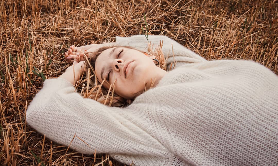 boypravsergei_ph in LOOKY. #portrait,#nature,#grass,#green,#olympuspen,#olympus_ru,#olympus,#olympuspenepl3,#penepl3,#1442mm,#girl,#beauty,#field,#meadow,#lake,#sonyrussia,#greeneyes,#rosphoto_club,#rosphotobattle,#rosphoto,#russianphotographer,#russianphoto,#tree,#trees,#forest,#sun,#cheel,#flowers,#white,#whiteflowers. #portrait #nature #g...