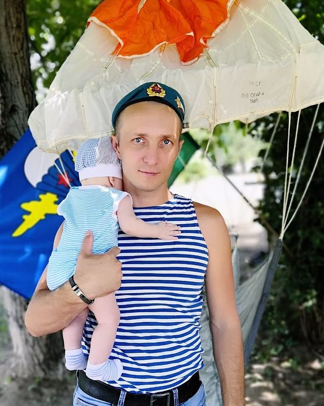 aleksei_zhukavin в LOOKY. . Смена поколений))