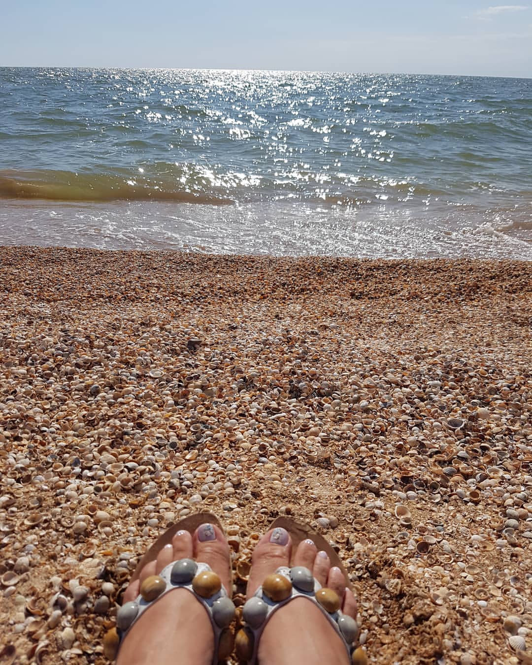 elenabelleza in LOOKY. #лето2020#азовскоеморе#косаДолгая#Казачийберег. Пора домой... ☀️🌊
"...