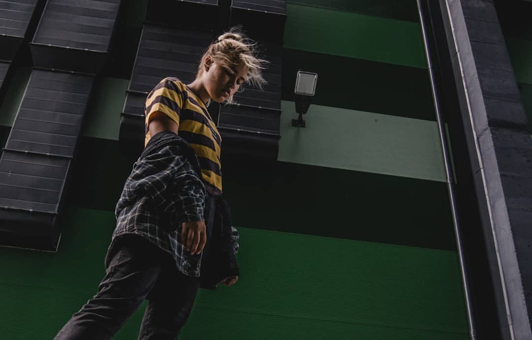 boypravsergei_ph in LOOKY. #portrait,#girls,#urbanism,#urbanistic,#olympuspen,#olympus_ru,#olympus,#olympuspenepl3,#penepl3,#1442mm,#girl,#street,#streetwear,#streetstyle,#rosphoto,#russianphotographer,#russianphoto,#city,#dark,#mood,#cheel,#yellow,#zeber,#stonejungle,#urban,#megapolis,#cinematic,#bigcitylife. #portrait #girls #ur...