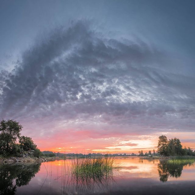 photo_mihalych в LOOKY. #walk_on_russia,#po_strane,#natureofrussiaru,#native_Russia,#loves_russia2,#rus_places,#russiaonline,#landscape_russia,#ruslavia,#showmerussia,#russia_photolovers,#rus_photos,#russia_ig,#photorussia,#russia_ww,#фотодляроссии,#russiamylove,#nikonrussia,#exceptional_pictures,#ig_fotografdiyari,#global_creatives,#got_greatshots,#globeshotz,#bestcaptureglobal,#bns_landscape,#ig_shotz,#natgeomagazineru,#topnature. Яркие краски начала ...