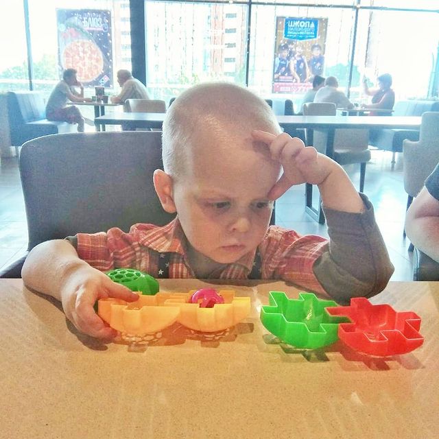666anastasiya999 в LOOKY. #Kris,#mylove,#mybabyboss,#myking,#myson,#happy,#loveis..,#dominospizza. #Kris пирожочек #myl...
