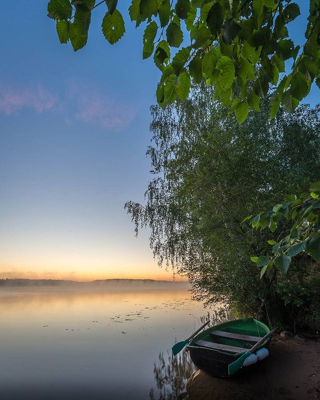 photo_mihalych в LOOKY. #озеровелье,#ig_worldclub,#worldbestshot,#landscape,#nature_shooters,#nature_seekers,#awesome_photographers,#awesome_earthpix,#places_wow,#natgeoru,#master_shots,#loves_landscape,#justophotoday,#loves_europe,#naturelovers,#фотодляроссии,#europestyle_russia,#walk_on_russia,#rus_places,#loves_united_russia,#ruslavia,#landscape_russia,#natureofrussiaru,#loves_russia2,#russiaf,#russia_fotolovers,#natgeomagazineru,#topnature,#igglobalclub. Фотозарисовки на лод...