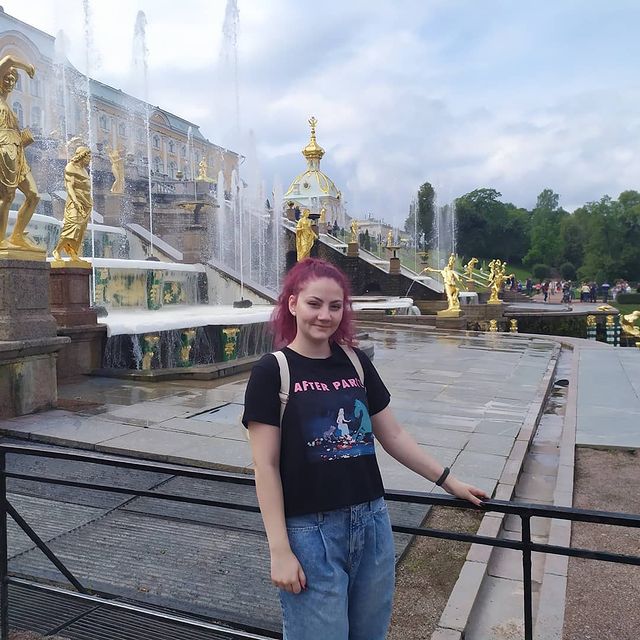 minestrellia в LOOKY. . — Скажите, пожалуйст...