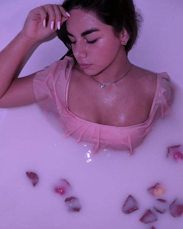 24yana__ в LOOKY. . Who spilt milk in my...