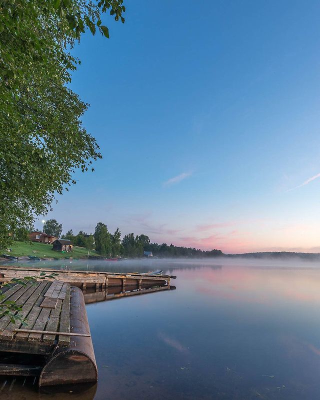 photo_mihalych в LOOKY. #ig_worldclub,#worldbestshot,#landscape,#nature_shooters,#nature_seekers,#awesome_photographers,#awesome_earthpix,#places_wow,#natgeoru,#master_shots,#loves_landscape,#justophotoday,#loves_europe,#naturelovers,#фотодляроссии,#europestyle_russia,#walk_on_russia,#po_strane,#rus_places,#loves_united_russia,#ruslavia,#landscape_russia,#natureofrussiaru,#loves_russia2,#russiaf,#russia_fotolovers,#natgeomagazineru,#topnature,#igglobalclub. Утро на озере
#ig_wo...