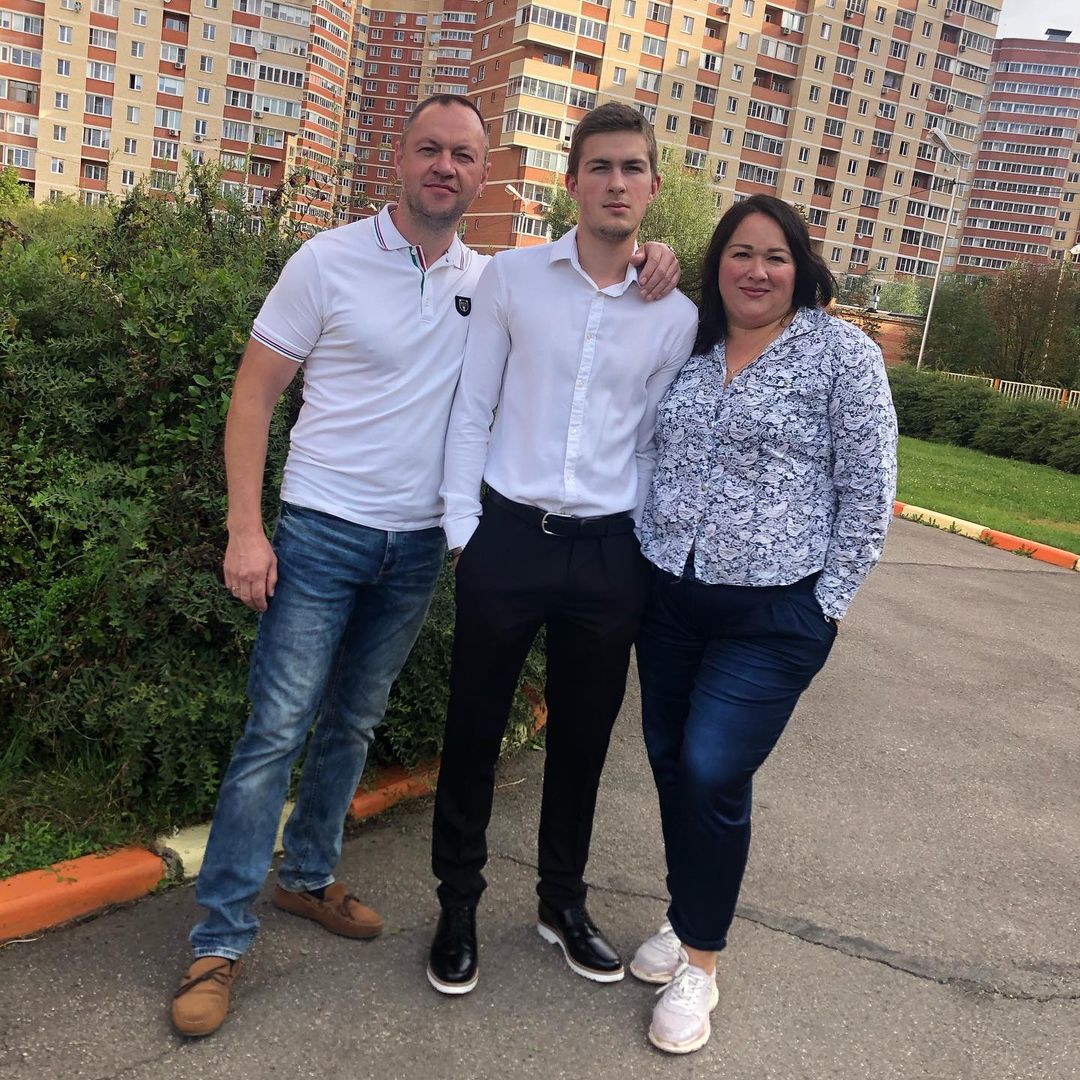 olgaryazantseva в LOOKY — Последнее школьное 1-е сентября у сынко @_ryazantsev_v .
 В 