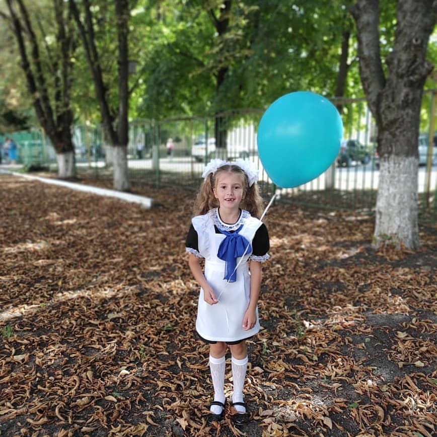 dokik04 in LOOKY. #1september. Племянницу в первый ...