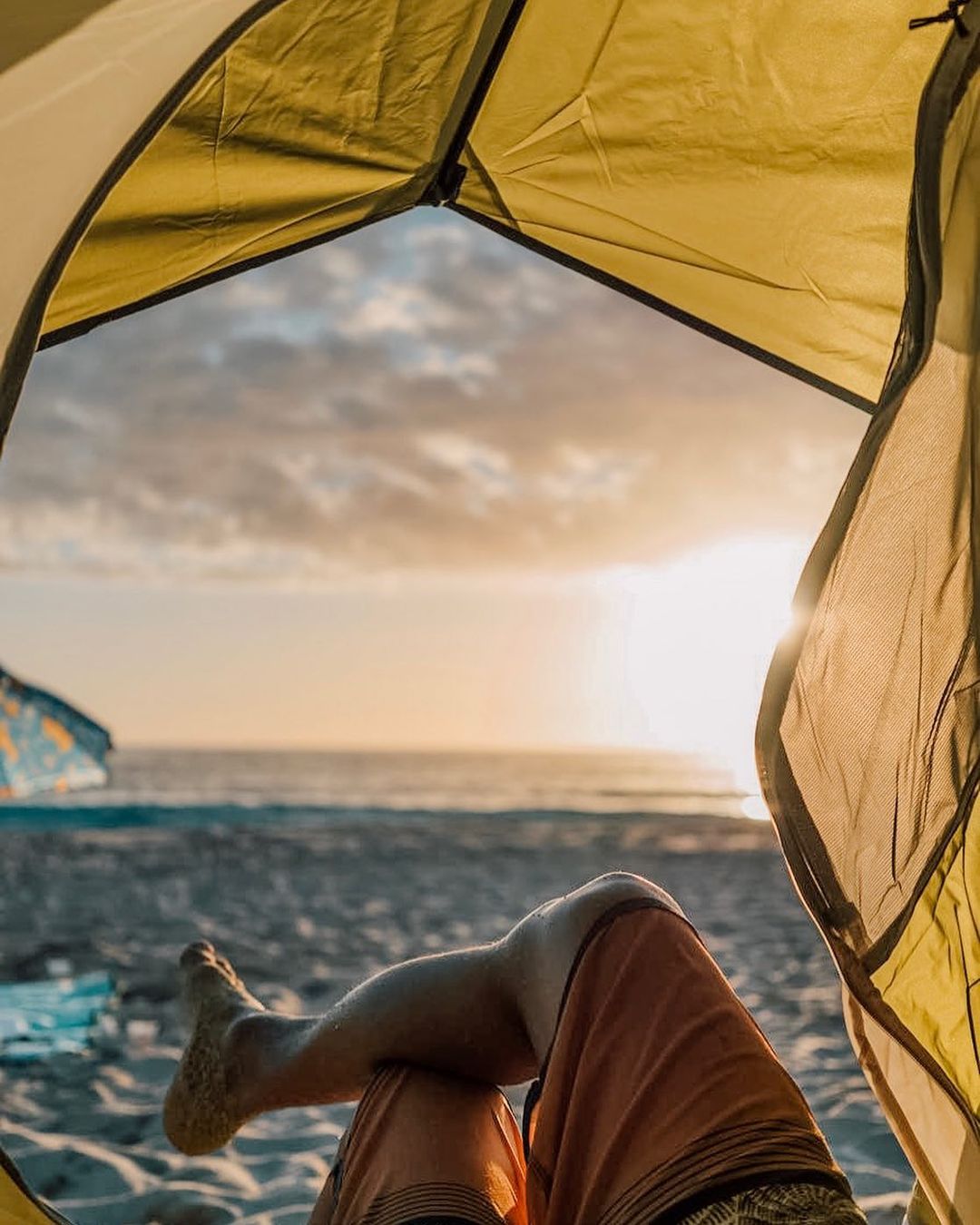 hello_camper_meet в LOOKY — Кто может принять участие?

Представь -ты едешь в дикое в ме