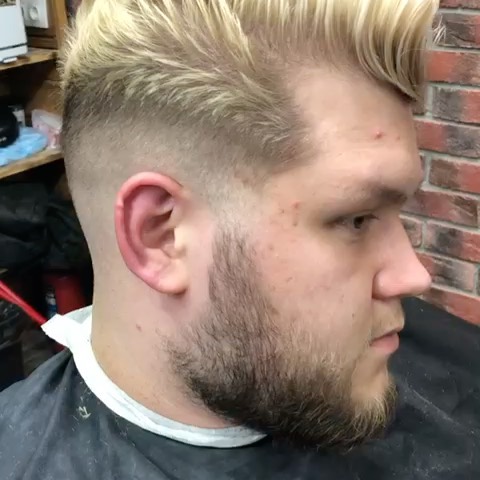 andrewmogout_barber в LOOKY. #барбершопбронницы,#стрижкабронницы,#барбербронницы,#бронницыдети,#бронницыстрижки,#олдбойбронницы,#бронницымамы,#bronnitsy,#haircutforgents,#barbergrammers,#barberstyle,#fade_players,#100kbarbers,#worldofbarbers,#hairstylesgents,#menshairs,#menshairworld,#barberzoneworldwide,#sharpfade,#barberstyledirectory,#haircutsboyz,#top_barberpost,#sfs_barber. Баланс в работе, пра...