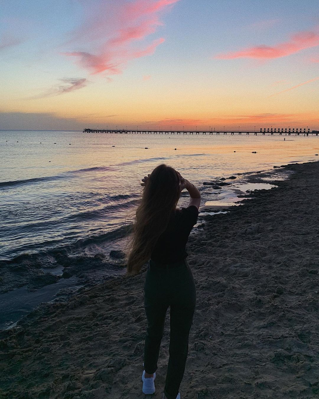 christina_saigina in LOOKY. . 🤍🌊
