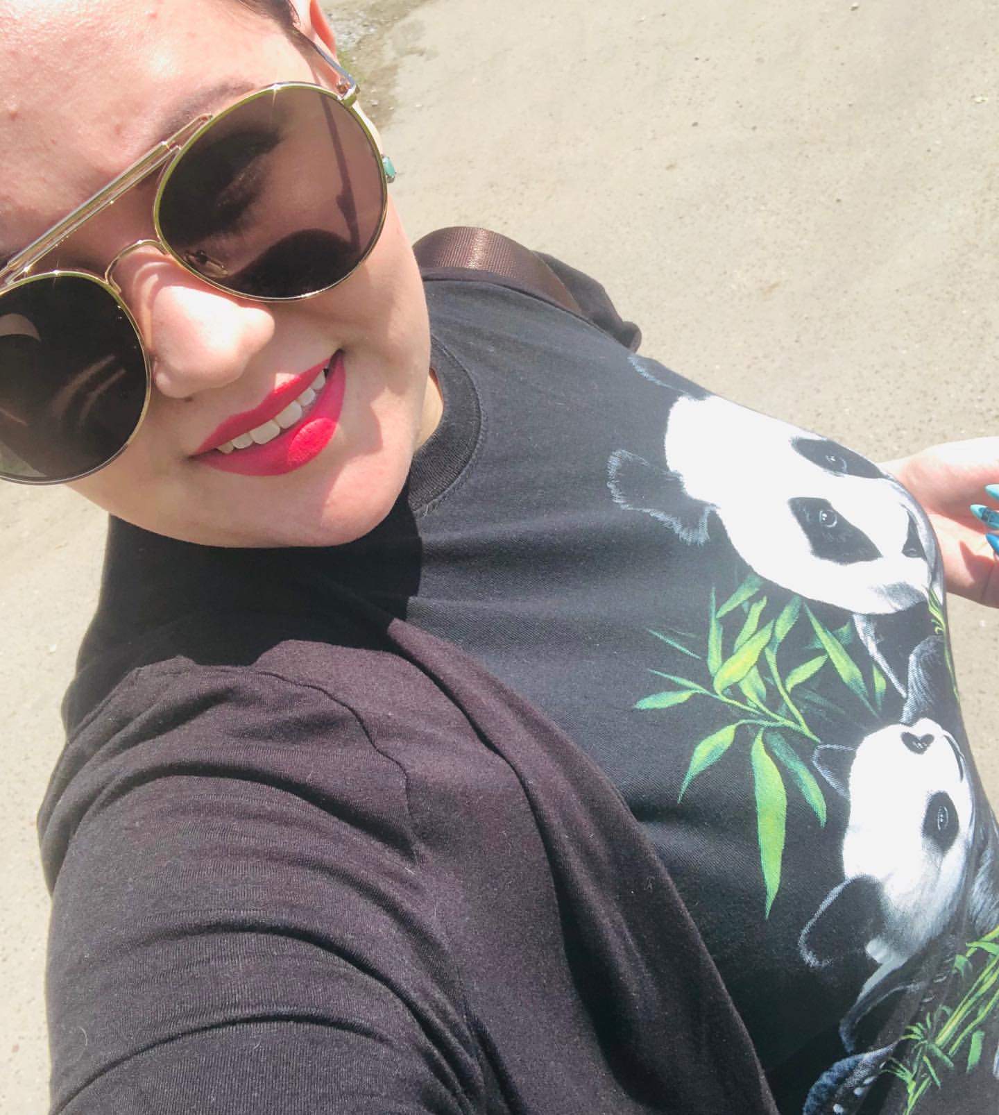 vitaliya885 в LOOKY. . 🐼