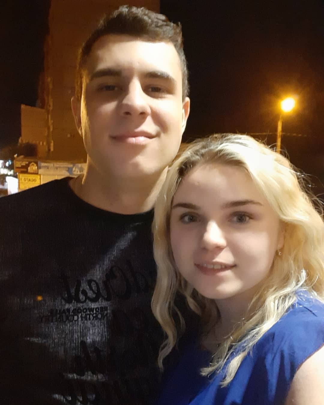 nastasyadegtjareva in LOOKY. . С твоим днем❤❤❤