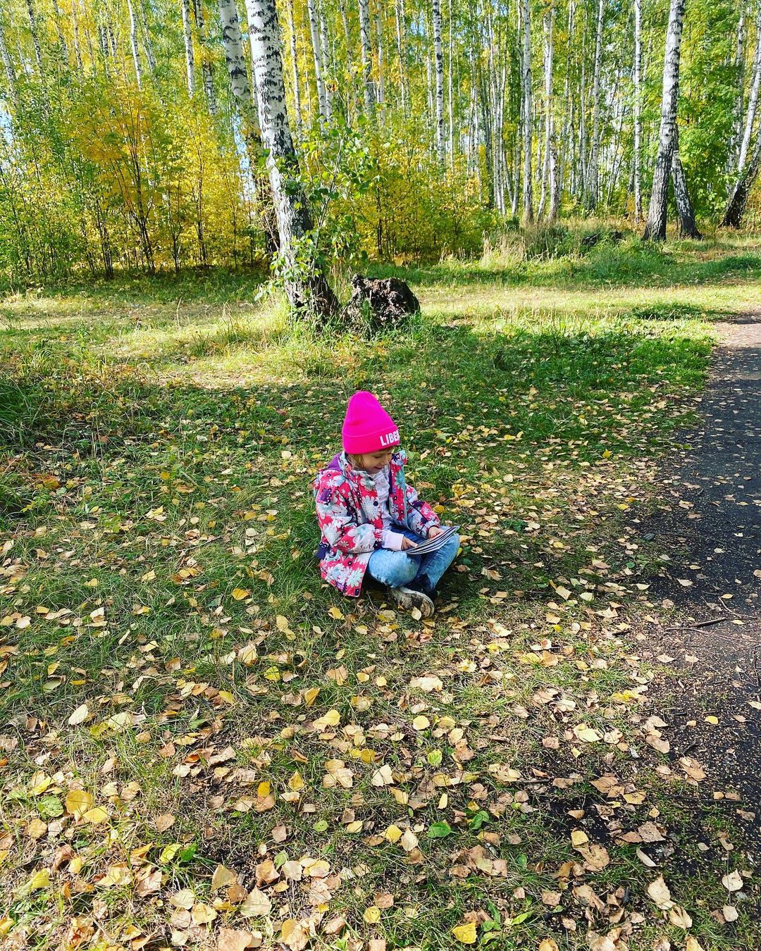 ikurkinai в LOOKY — Ещё одна моя ❤️

#доченька#люблю#счастье#осень#выходные#семь