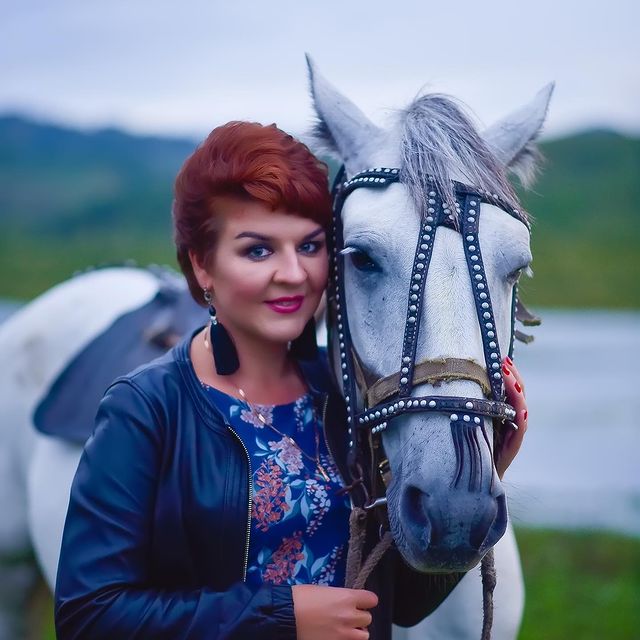 mar__go_____ в LOOKY. #фотосессияслошадьми,#мамамаша,#природа,#горы,#свобода,#озеро,#всемспасибо,#декретныебудни,#декрет,#декретныйотпуск. Выйду я в поле с кон...