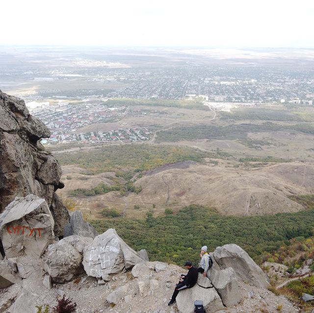 _freefly_313 в LOOKY. #змейка,#змейкагора,#осень,#осень2020,#осень🍁,#аэросъемка,#dji,#полет,#минеральныеводы,#кмв,#кмв26. @otkrovenya_minvod @...