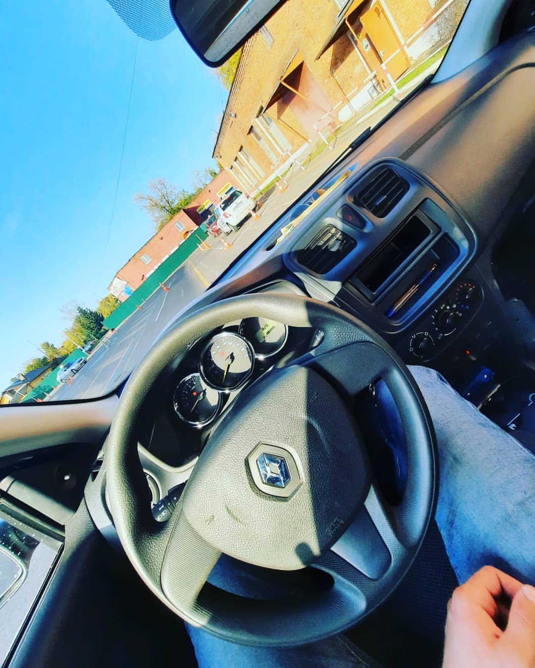 denisli3002 в LOOKY. #автошкола. #автошкола