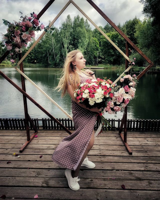 relabook в LOOKY. . -Я не люблю цветы,- ...