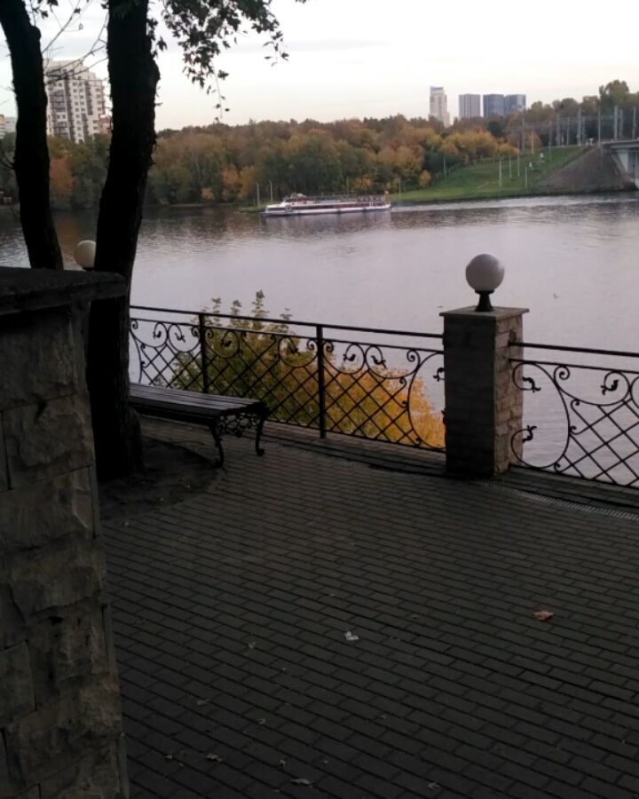 lelya_zhdanova в LOOKY. #осень,#парктолстого. Атмосферненько сегод...