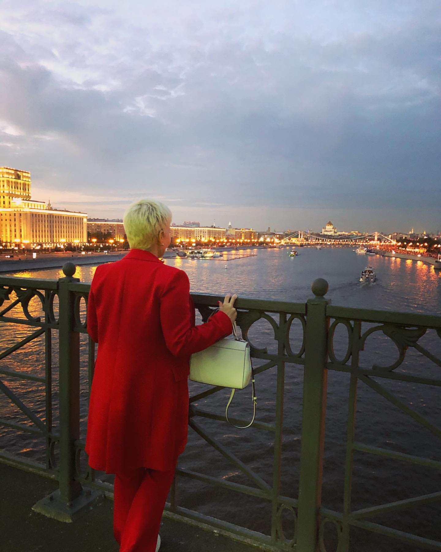 olga_fedorova_style в LOOKY. #прогулкипомоскве,#ягуляю,#моималенькиерадости,#заряжатьсяпозитивом. Covid-19 лишил в это...