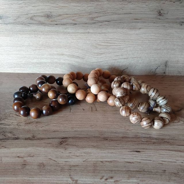 shamanstvo5 в LOOKY. #шаманство#четки,#тантрическиечетки,#гадание#шаманизм,#обряд#ритуал,#магазиншаманский,#деревянныечетки,#купитьчетки#альчики,#каури#магическоезеркало#буддизм#бурятия,#иркутск#ольхон#духипредков#родовоедерево#процветание. ТАНТРИЧЕСКИЕ ЧЕТКИ.
...