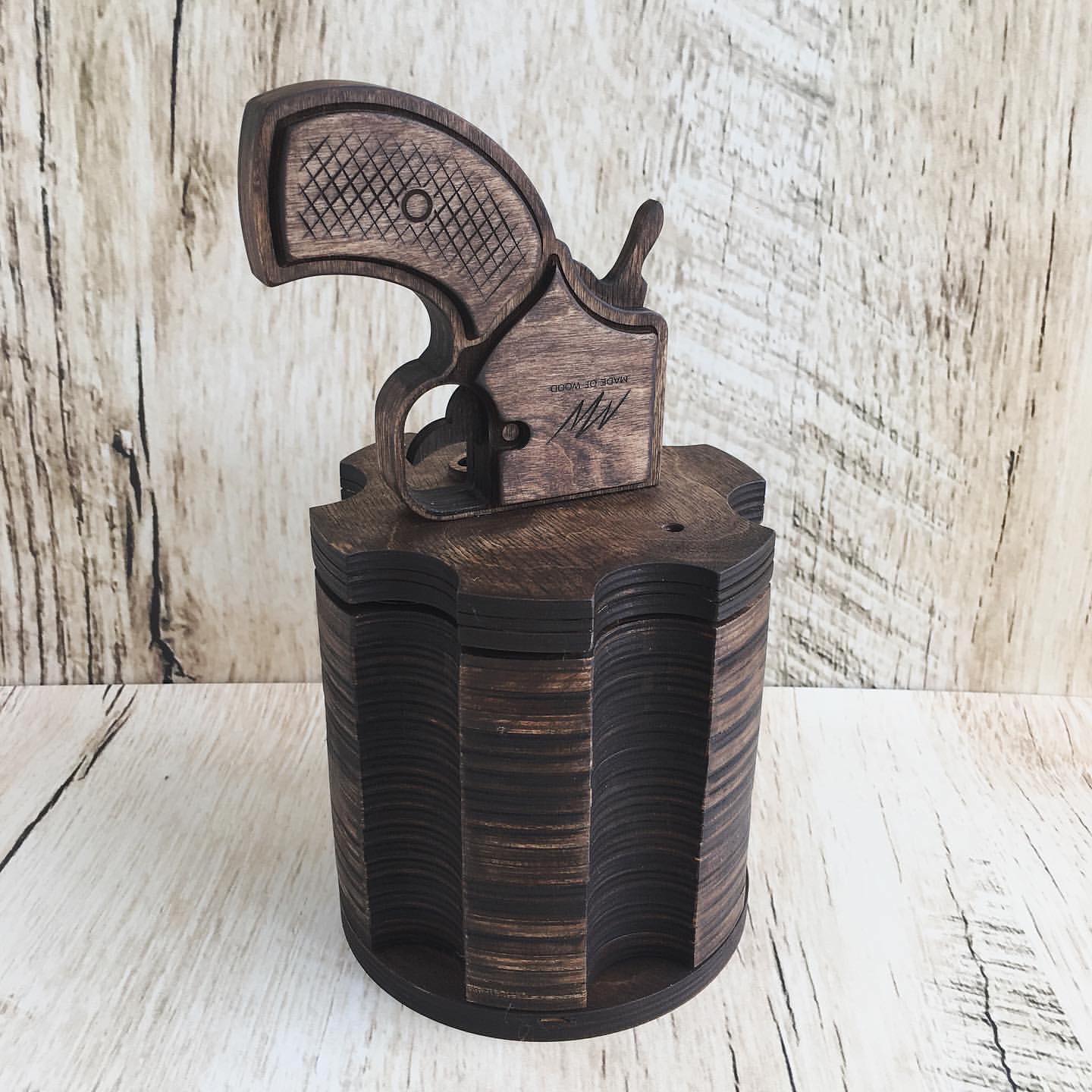 moonwood.rus в LOOKY. #русскаярулетка,#игра,#алкорулетка,#револьвер,#шумнаякомпания,#русскаяигра,#изделияизредерева,#экслюзивныеподарки. Револьвер - Русская ...