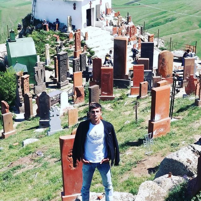 samvel.azizyan.00 в LOOKY. . null