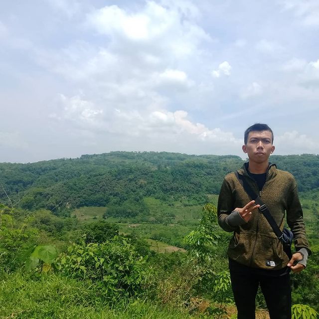 ridwandwiramadan13 в LOOKY. . Panas lur 😛