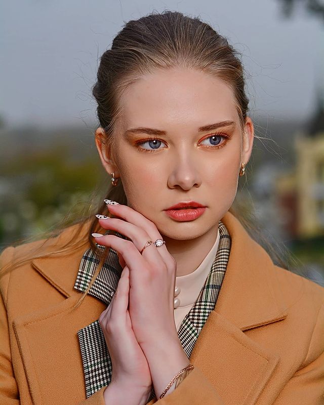 berezhanskaya_makeup_32 в LOOKY. #бережанскаякристина,#макияжнафотосессию,#визажистбрянск,#макияж,#прически,#брянск,#осенн,#фотобрянск. 📸Осенняя фотосессия...