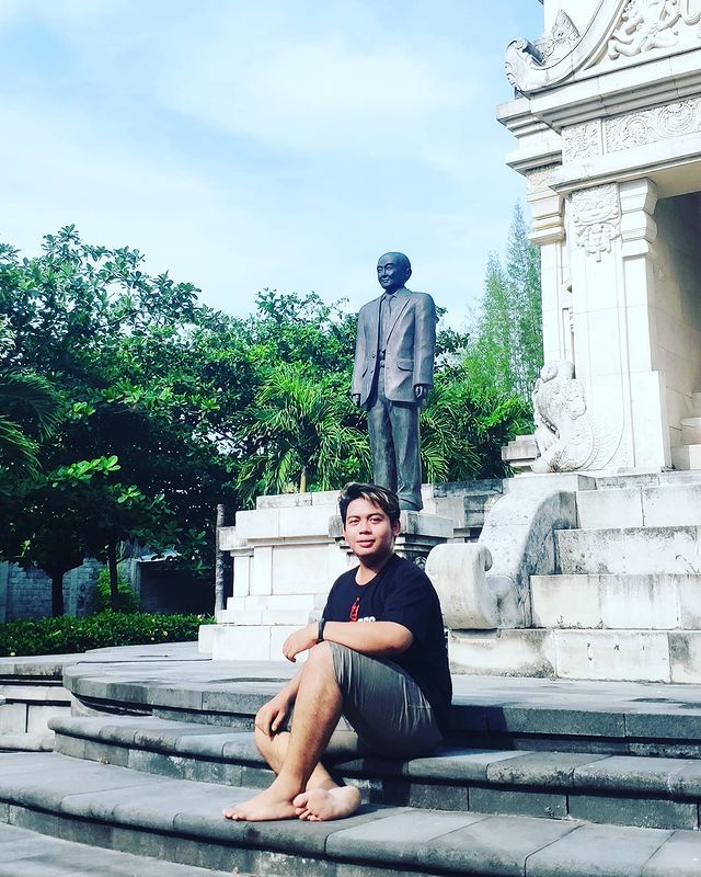 room.coid в LOOKY. #viharadhammasundara,#kotasolo,#sbi2020,#kembalinormal. Wes sue ga upload

M...
