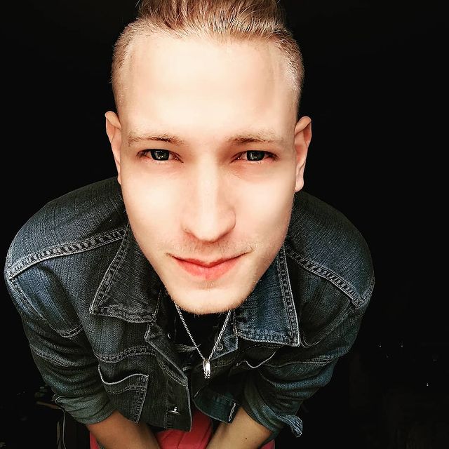 __._._davie_._.__ в LOOKY. . Ля какая цаца😁