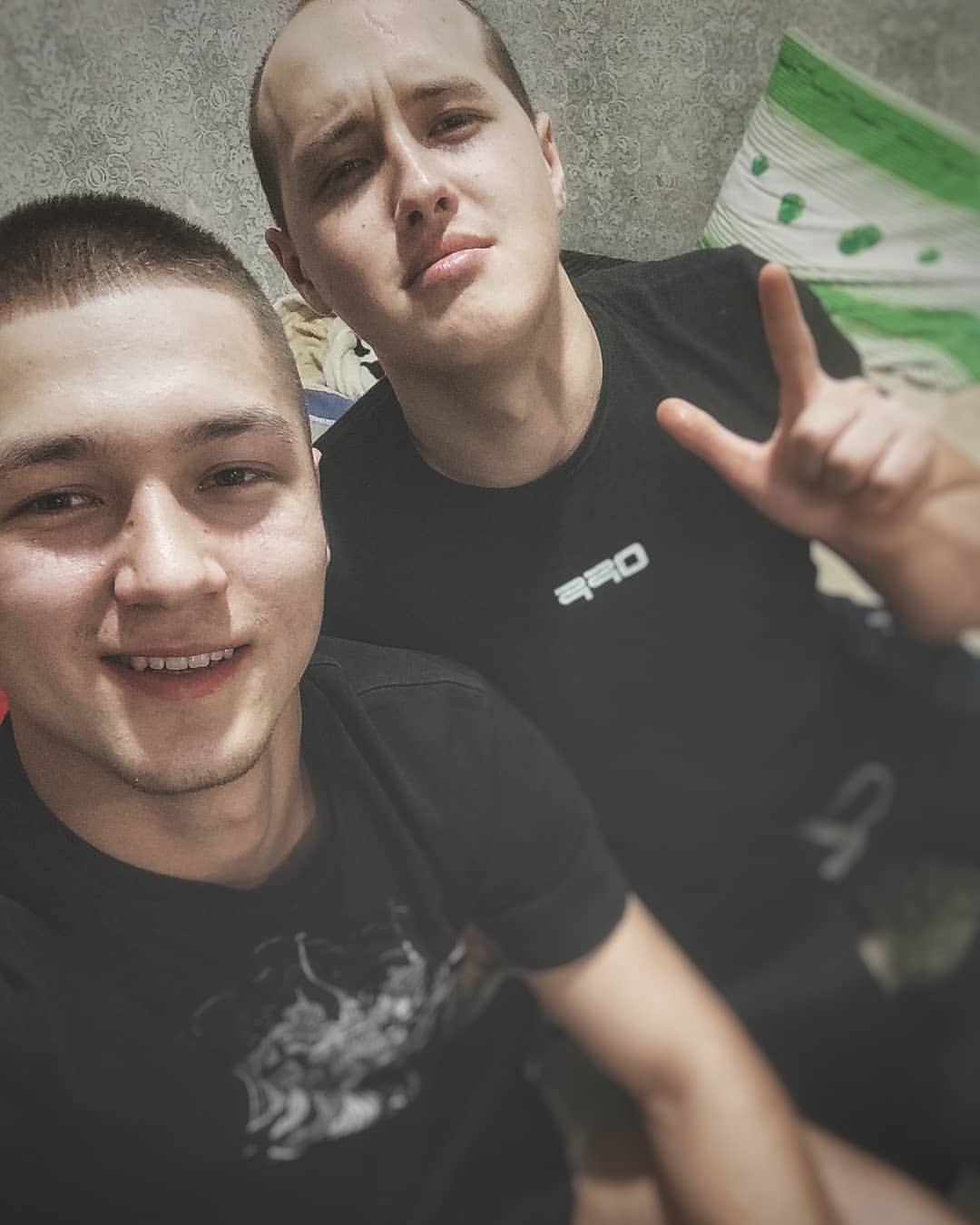 philipp_palch_ в LOOKY — Встретились с браткой спустя пол года 💪☝️