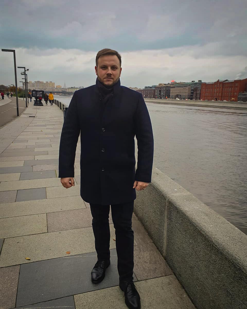 sergey_kruzin in LOOKY. . null