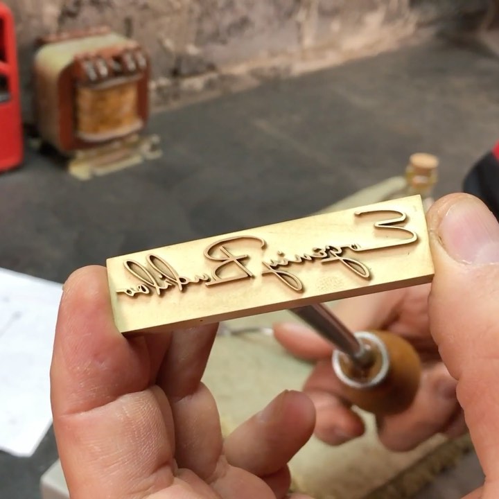 evgeniybudilov в LOOKY. #diy,#homemade,#howto,#evgeniybudilov,#самоделки,#своимируками,#клише,#штампы,#клеймо. Видео о клише для де...