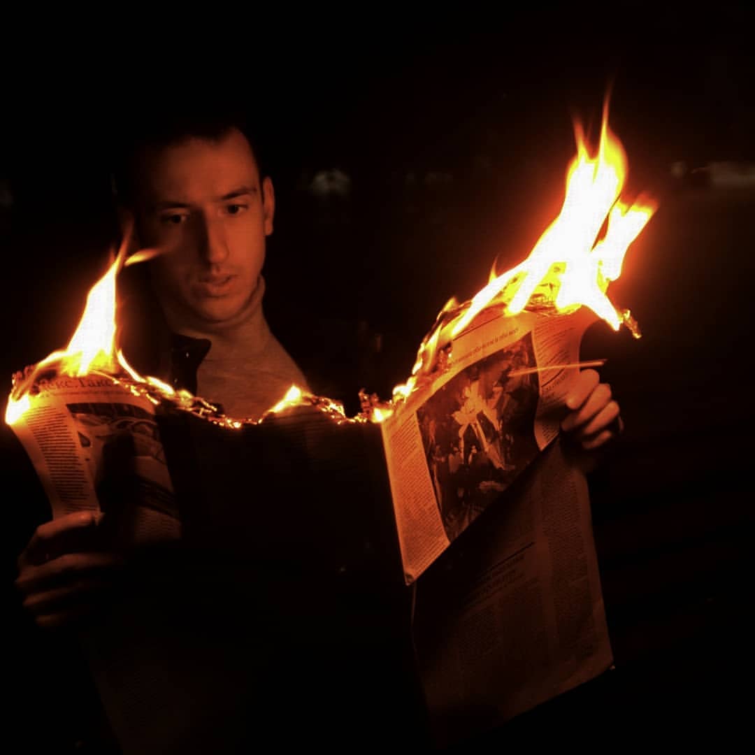 Оставляю воспоминания, сжигая жизни

Ph: @oktavia_preych