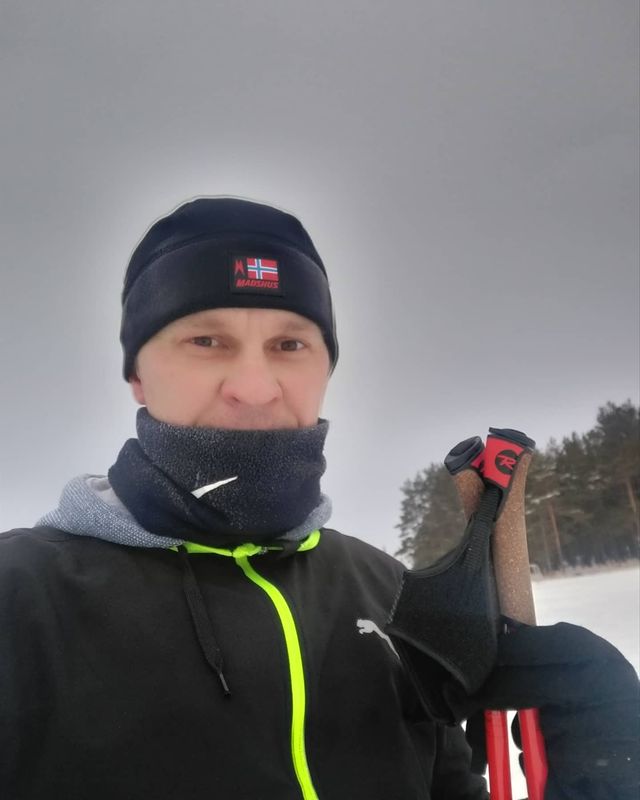 deniskh83 в LOOKY. #сезоноткрыт,#лыжи,#rossignol,#жизньвдвижении,#зож,#большойисток,#образжизни. Сезон открыт 👍. Про...