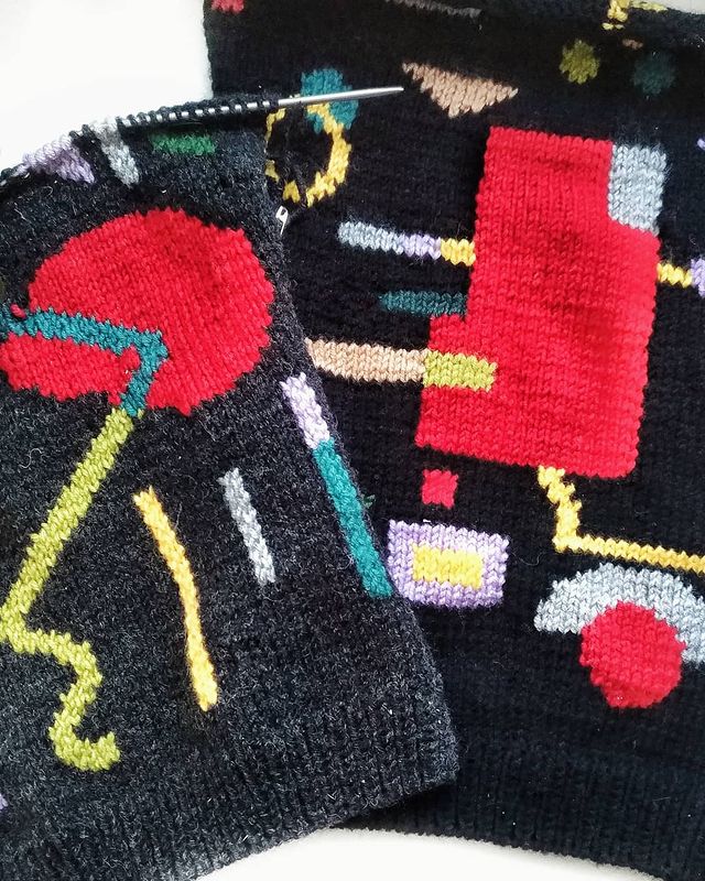 knit_and_art в LOOKY. #вяжу,#вязание,#вязаниеспицами,#вязаныйсвитер,#вязаниеслюбовью,#свитерспицами,#интарсия,#интарсияспицами,#intarsia,#intarsiaknit,#intarsiaknitting,#intarsiastrikk,#vintageknitting,#vintagestyle,#винтажныйстиль,#ретро,#кандинский,#клубокизвращенцев. Первый раз за 2 неде...