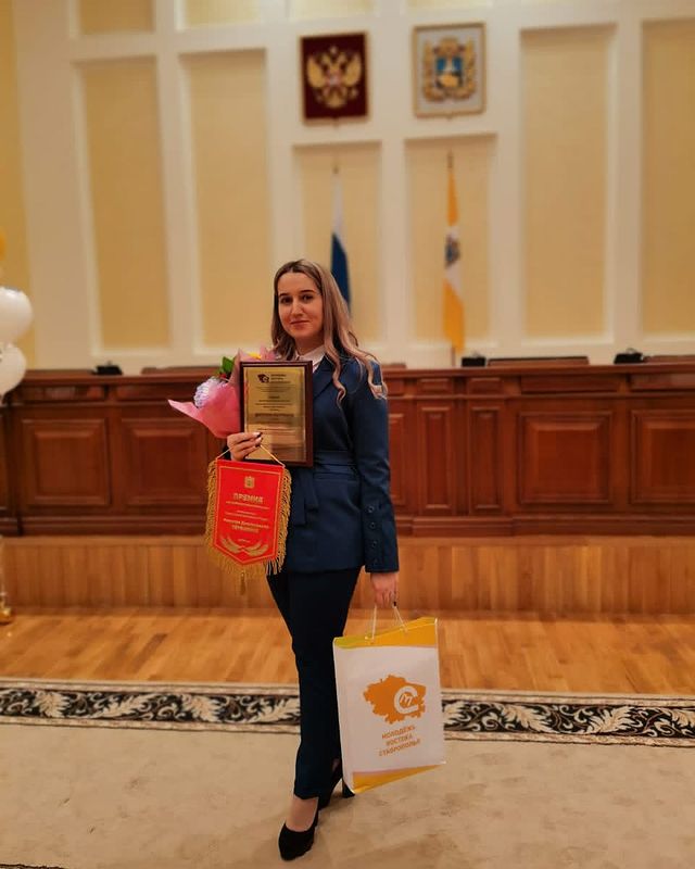 katerina_b_v_ в LOOKY. #арзгирскийрайон,#молодежьарзгирскогорайона,#молодежьставрополья,#молодёжьвостокаставрополья,#рсм,#рсм26,#ароорсм,#командаАМР,#премиятерещенко. Стала Лауреатом прем...