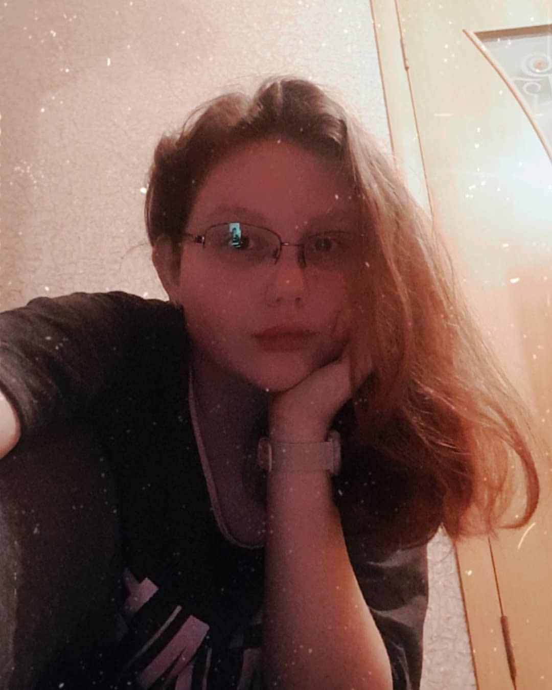 arinaaa_gamer in LOOKY. . null