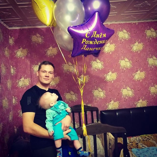 anton_rozhin94 в LOOKY. . Зайцу годик ))
