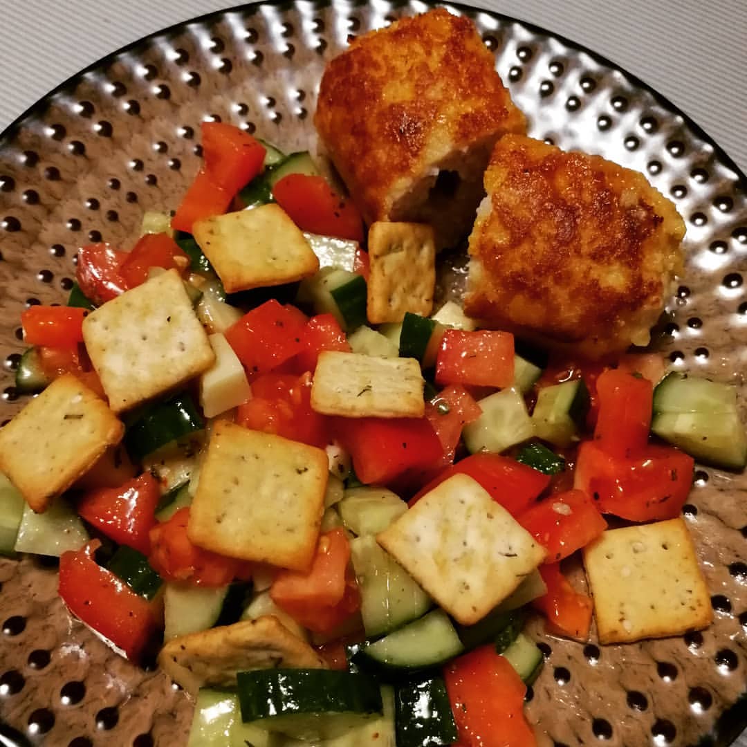 griffoni4 в LOOKY — Лёгкий ужин для любимой🥗🥩#чигры #инстаеда #мирдолжензнатьч