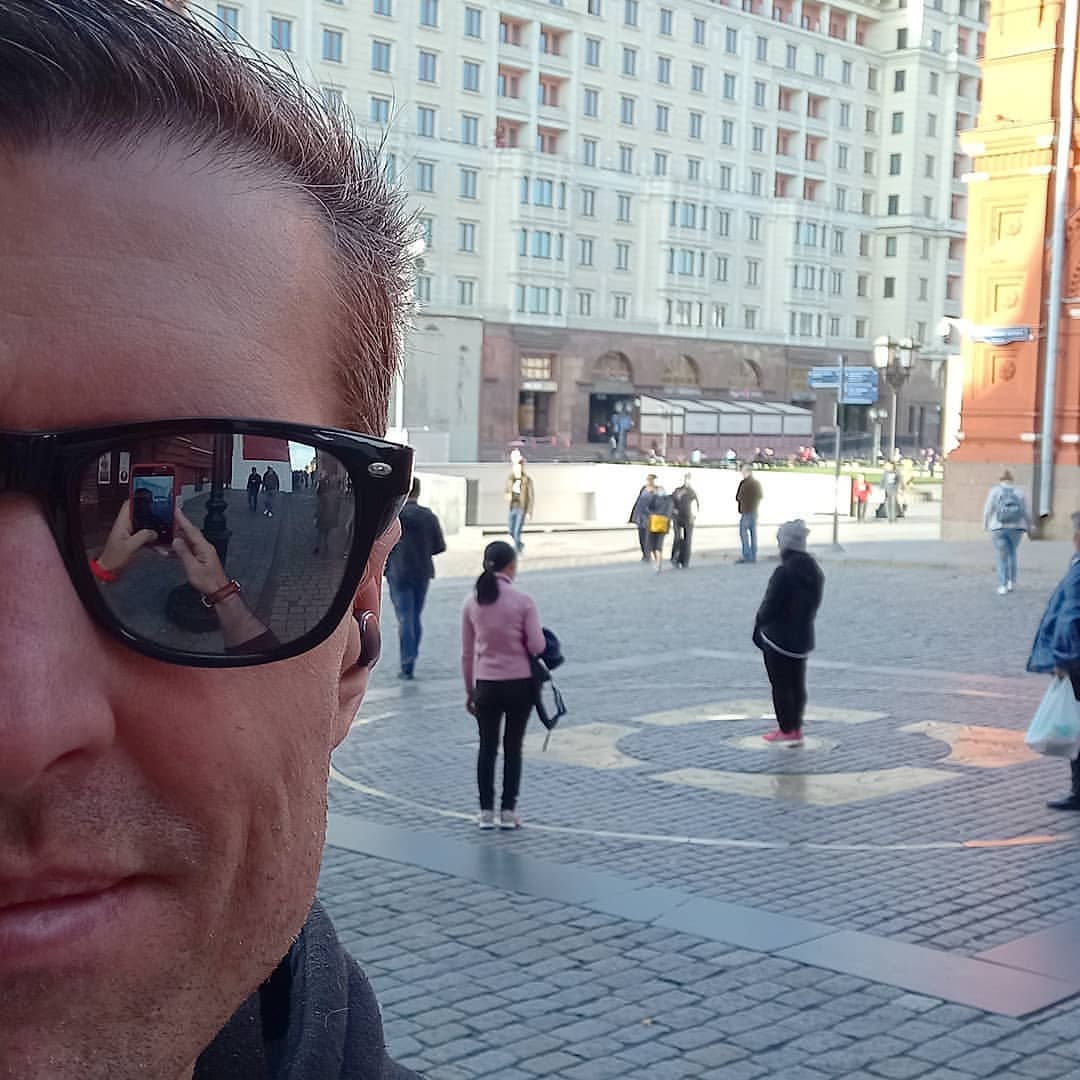 gr3koff in LOOKY. . Странные люди)) #стр...