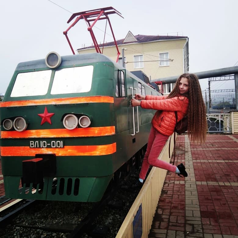 alissa0880 в LOOKY. . С днём рождения, люб...