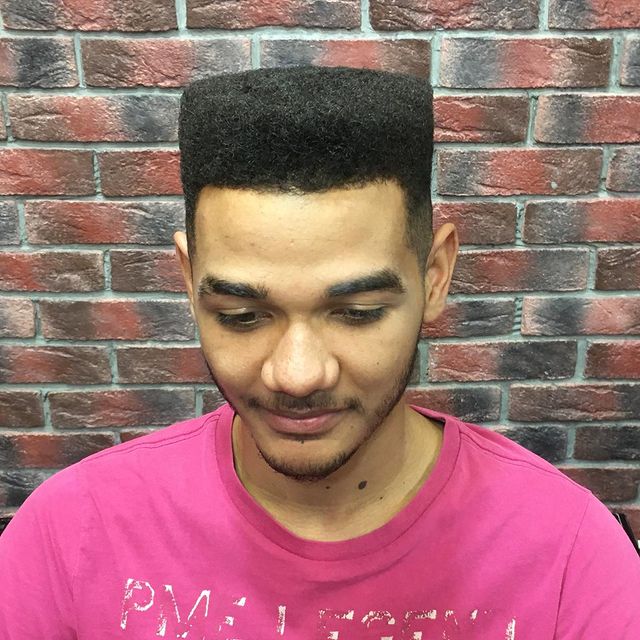 andrewmogout_barber в LOOKY. #барбершопбронницы,#стрижкабронницы,#барбербронницы,#бронницыдети,#бронницыстрижки,#олдбойбронницы,#бронницымамы,#bronnitsy,#haircutforgents,#barbergrammers,#barberstyle,#fade_players,#100kbarbers,#worldofbarbers,#hairstylesgents,#menshairs,#menshairworld,#barberzoneworldwide,#sharpfade,#barberstyledirectory,#haircutsboyz,#top_barberpost,#sfs_barber,#fadegame,#russian_barberpost,#dcprorussia. Первая моя афростриг...