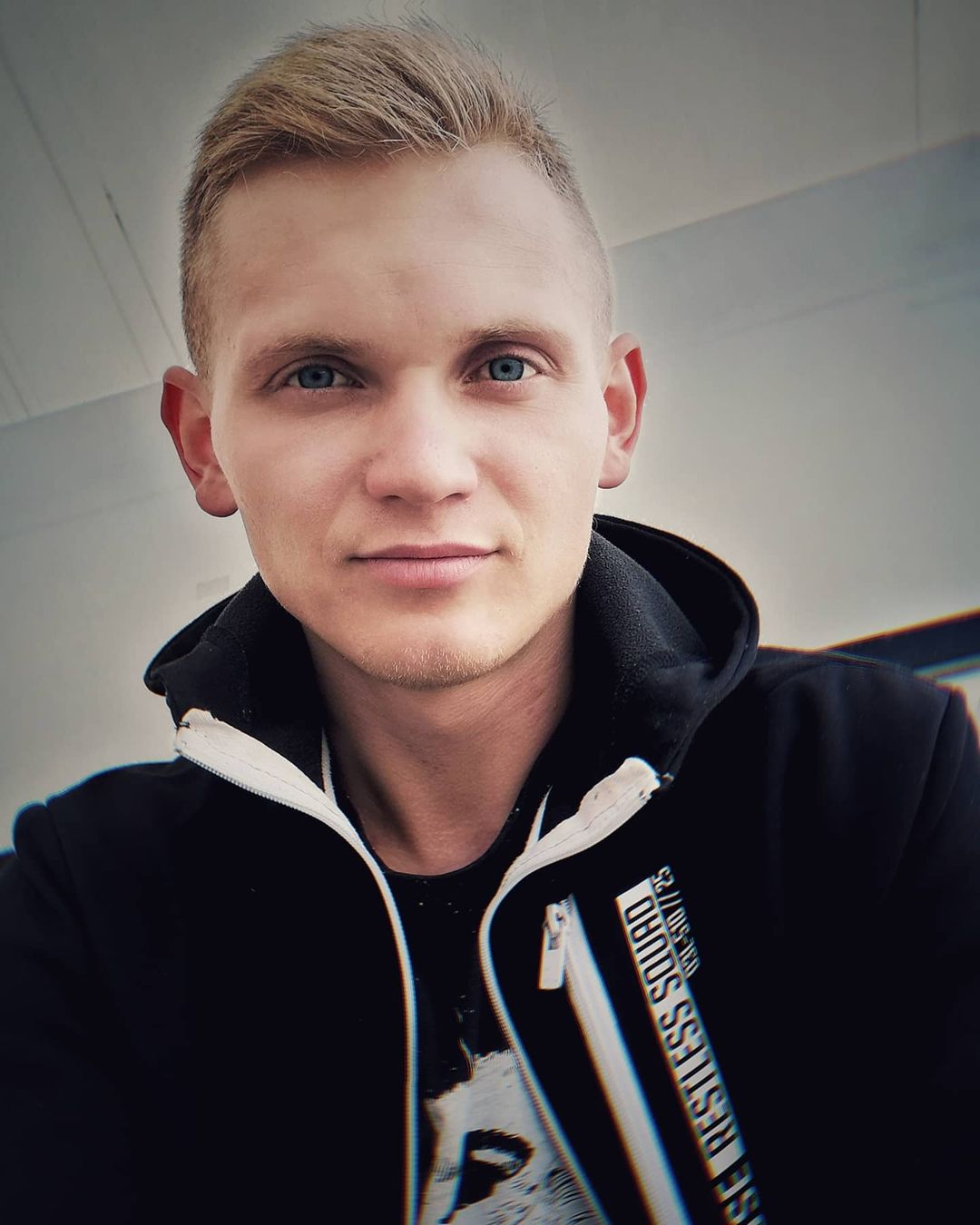 andreymoroz_ в LOOKY — публикация