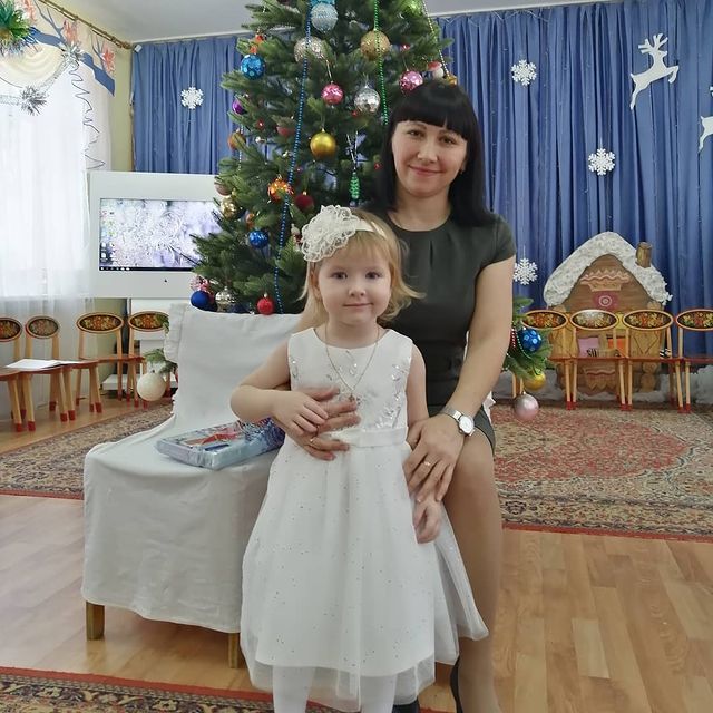 oksanakapustyanska в LOOKY. . Наш первый новогодни...