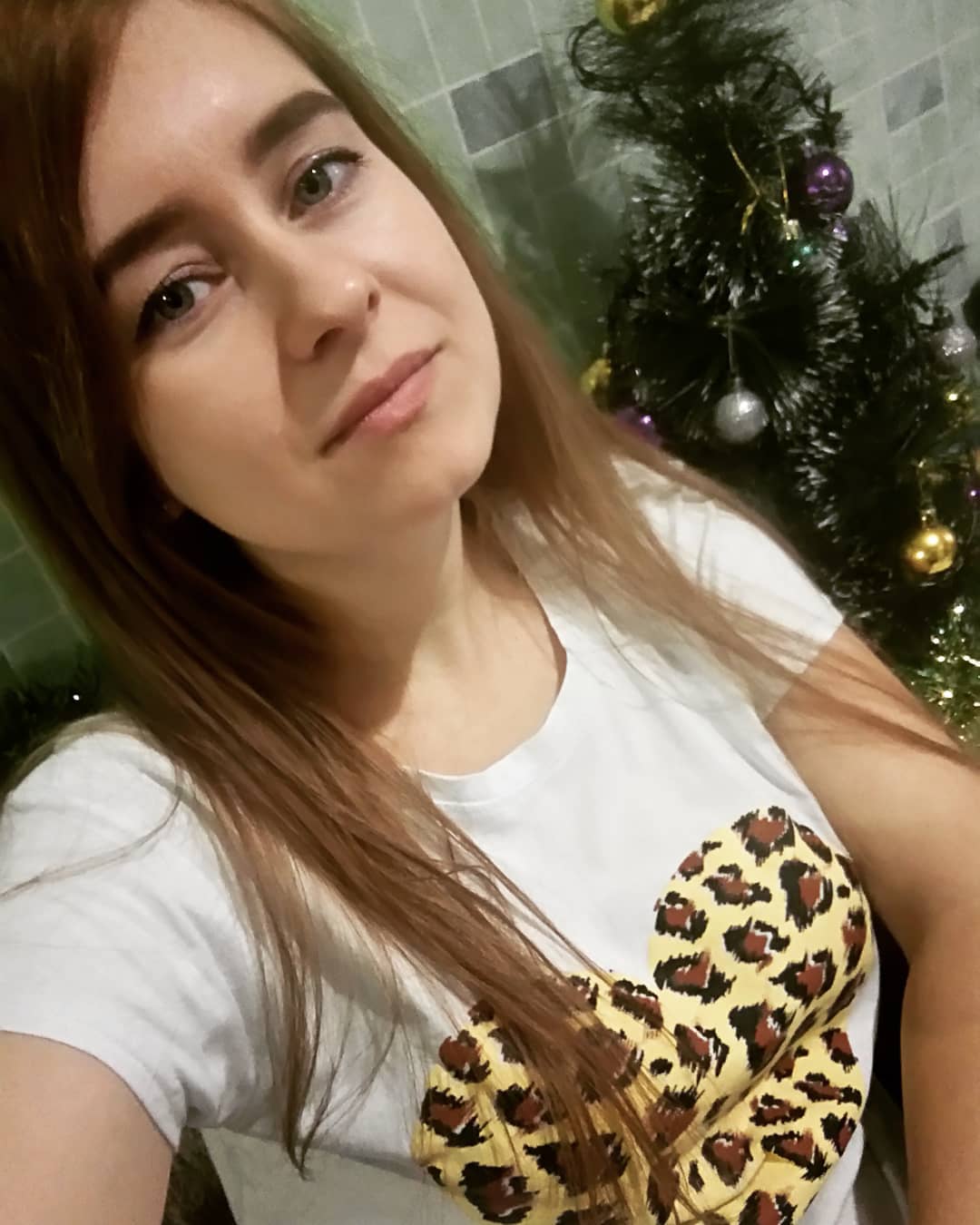 buketnyykonditer в LOOKY. #прощай2020привет2021,#наступаетновыйгод🎅#2021#зима#доматепло#леопард#ёлкисветятся#2021близко🐧#добравашемудому❤️,#белый#ёлка🌲#зима2020⛄#зимойтепло❄,#всемдобра#гив#розыгрыш#подарки#2021подарки#в_шоколаде. ~~~~~~~~~~~~~~~~
без...