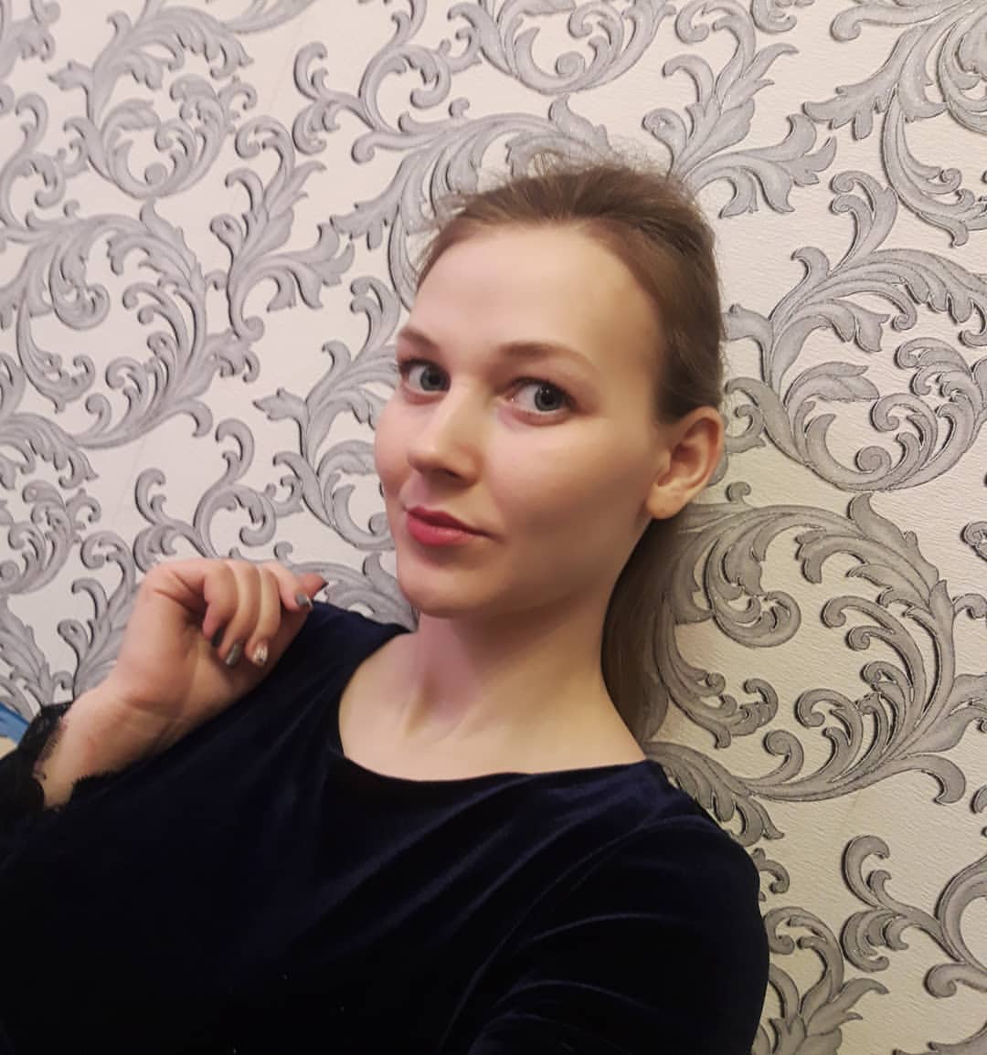 _mariya_akhmad в LOOKY. #2020,#Новыйгод,#семья. 2020 год был для все...