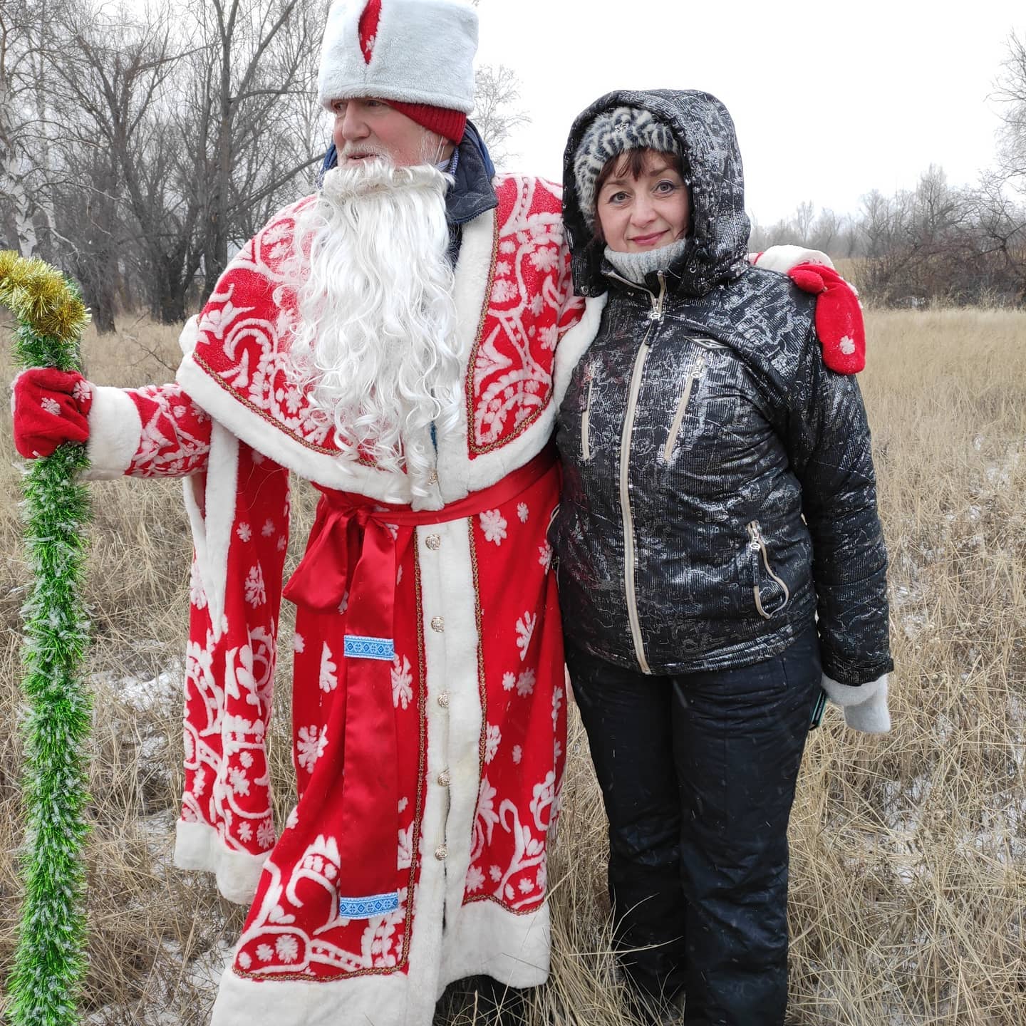 А как Вы проводите праздничные выходные🍕🏠🎉

Резиденция Деда Мороза🌲🌲🌲

Хотите знать где? И как? 

Ставьте ➕➕➕ в  комментариях, расскажу всё подробно